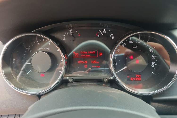 Used Peugeot 3008 2013 2.0L Automatic Trend Edition
