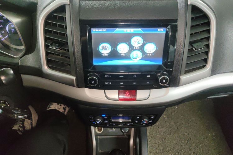 Used JAC Group Refine S3 2014 1.5L CVT Luxury Smart Model Audio And AC Panel