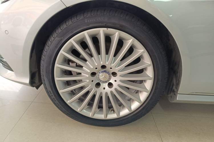 Used Mercedes-Benz E-Class 2014 Facelifted E 260 L Luxury Edition