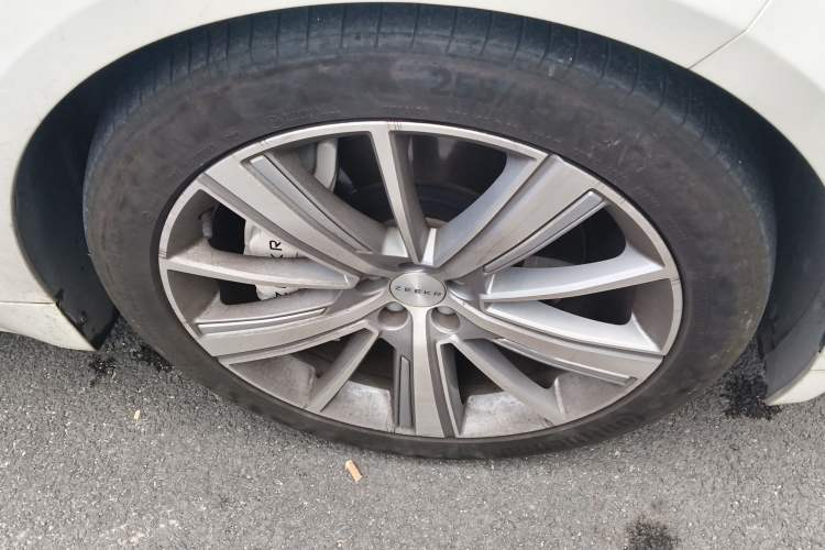 Used Zeekr 001 2022 Ultra-Long Range Dual-Motor YOU Version
