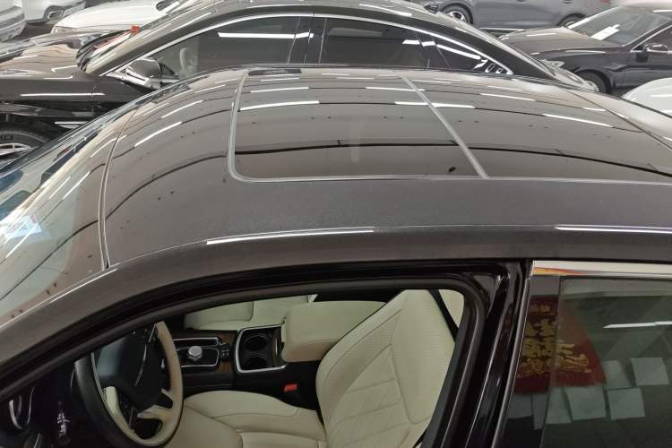 Used Chrysler 300C 2014 3.0L Excellence Edition