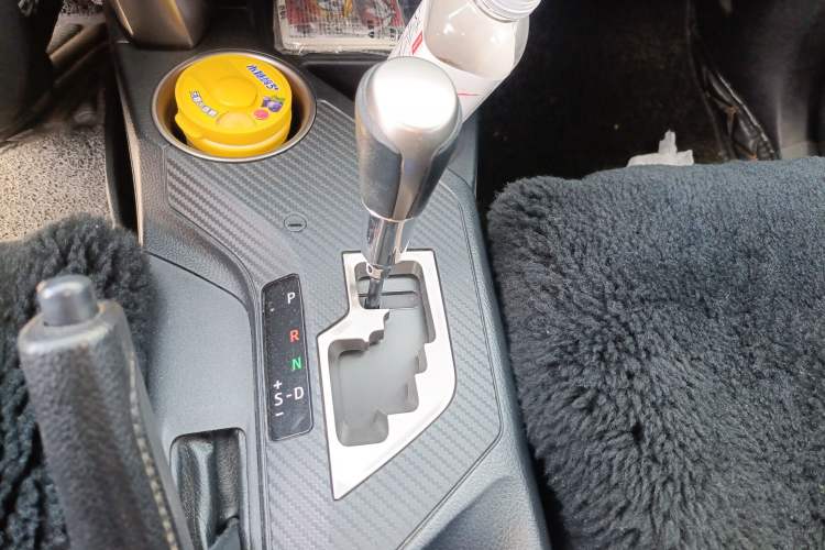 Used Toyota RAV4 2015 2.5L Automatic 4x4 Elite Edition
