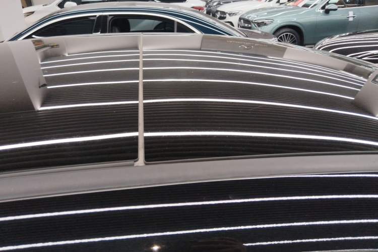 Used Mercedes-Benz E-Class New Energy 2024 E 350 e L Plug-in Hybrid Sedan Roof