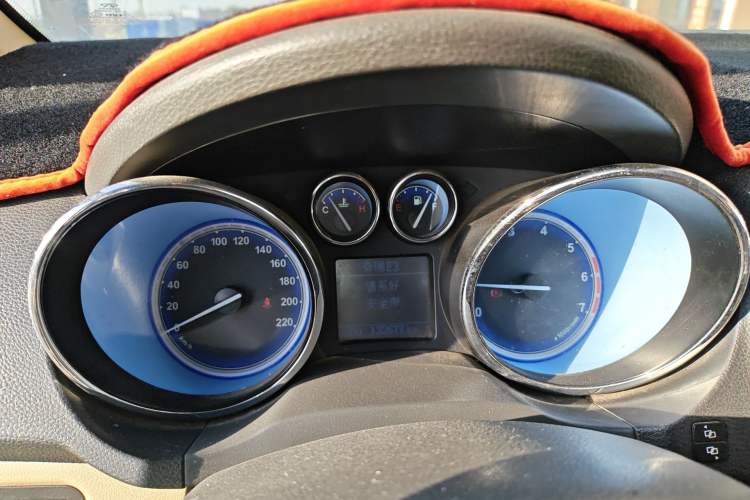 Used Chery E3 2013 1.5L Manual ZhiShang Model Instrument Cluster