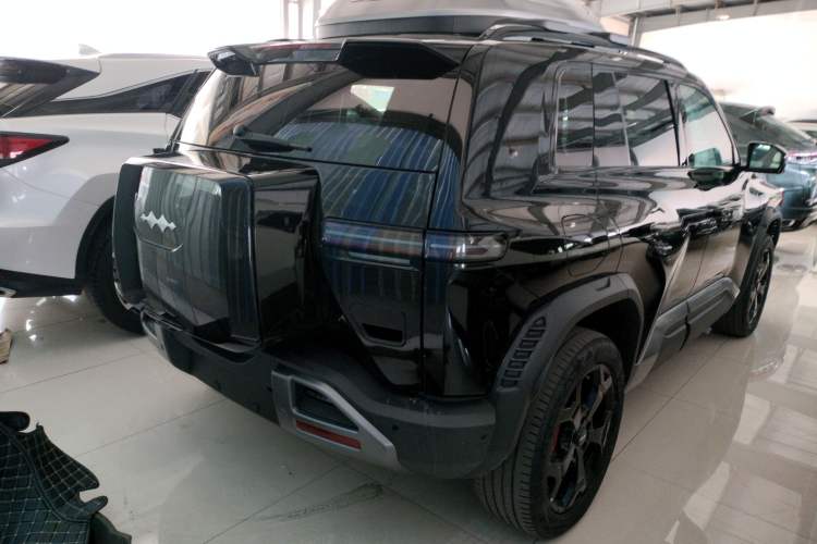 Used Formula Leopard Titanium 3 2025 501 km Four-Wheel Drive Drone Edition
