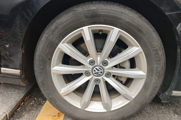 Used Volkswagen Magotan 2019 330TSI DSG Leading Model China VI Standard