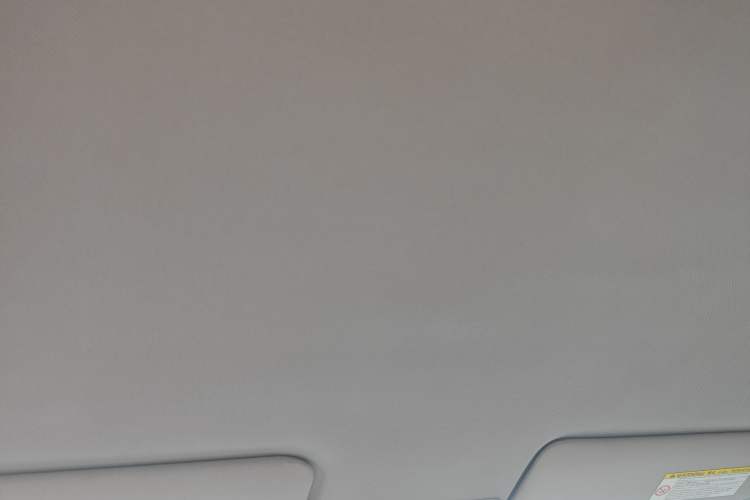 Used Honda Jade 2013 1.8L automatic Comfort version 5 seats