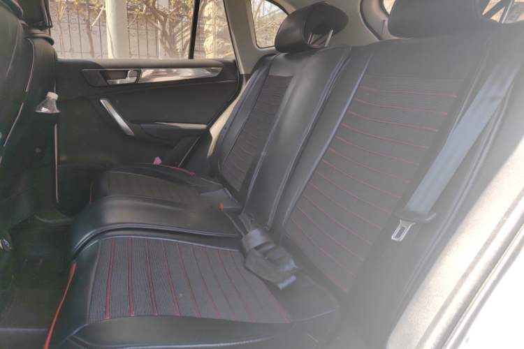 Used Brilliance V5 2014 1.6L Automatic Comfort Model Left Rear Seat