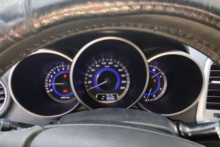 Used CHANGAN Eado 2015 1.6L Manual Luxury Model China V Standard