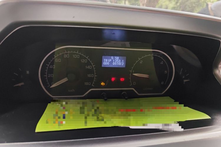 Used SAIC MAXUS Xintu V80 2014 2.5T Aoyuntong Long Wheelbase High-Roof Model