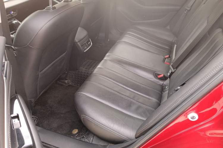 Used Mazda Atenza 2021 2.0L Blue Sky Luxury Edition
