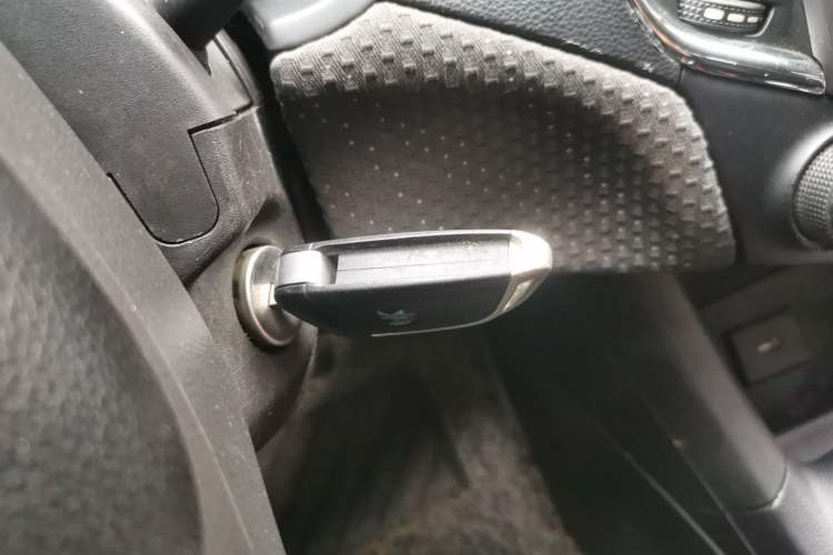 Used Chevrolet Cruze 2015 1.5L Manual Elite Edition Vehicle Key