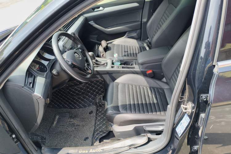 Used Volkswagen Magotan 2018 280TSI DSG Enjoyment Model Left Front Seat