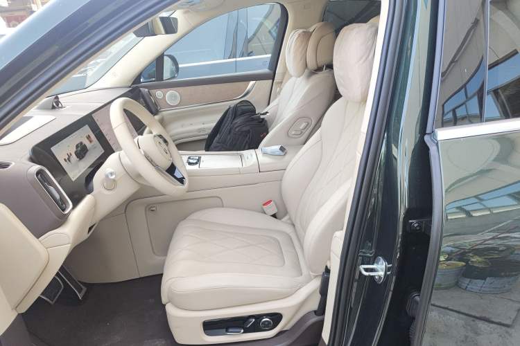 Used Hima AITO M9 2024 Range-Extended Ultra Version 42 kWh 6-Seater Model