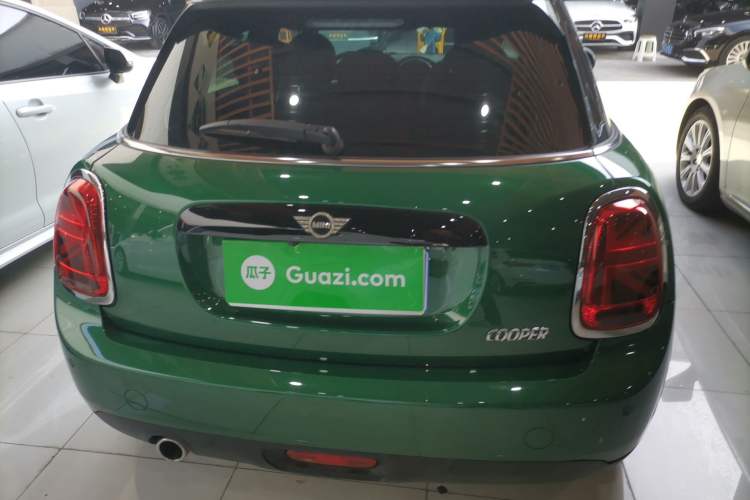 Used MINI MINI 2021 1.5T COOPER Classic Edition Five-Door Version
