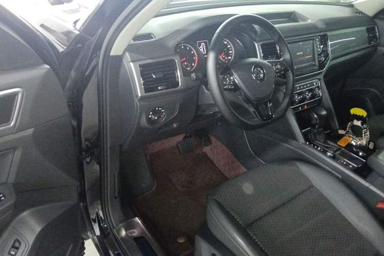 Used Volkswagen Teramont 2017 330TSI Two-Wheel-Drive Comfort Edition