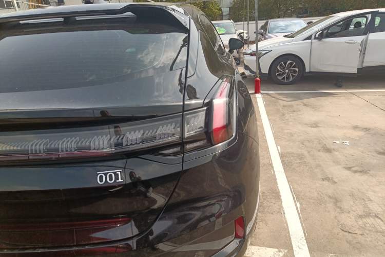 Used Zeekr 001 2023 WE Edition 100 kWh Exterior 3