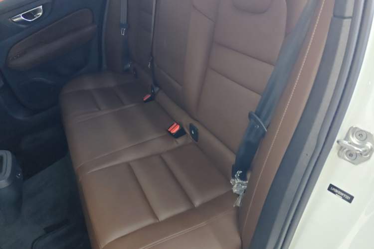 Used Volvo S60 2022 B4 Zhiyuan Luxury Edition