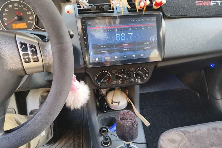 Used Suzuki Swift 2015 1.5L Automatic Limited Edition Audio And AC Panel