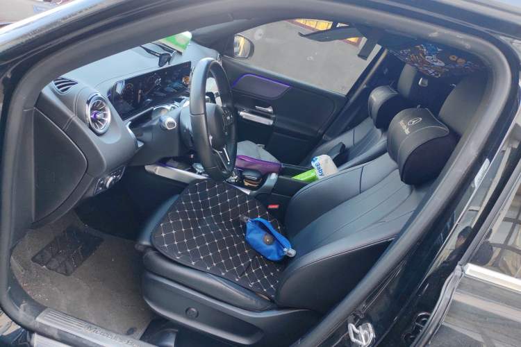 Used Mercedes-Benz GLB 2021 GLB 200 Dynamic Edition Left Front Seat