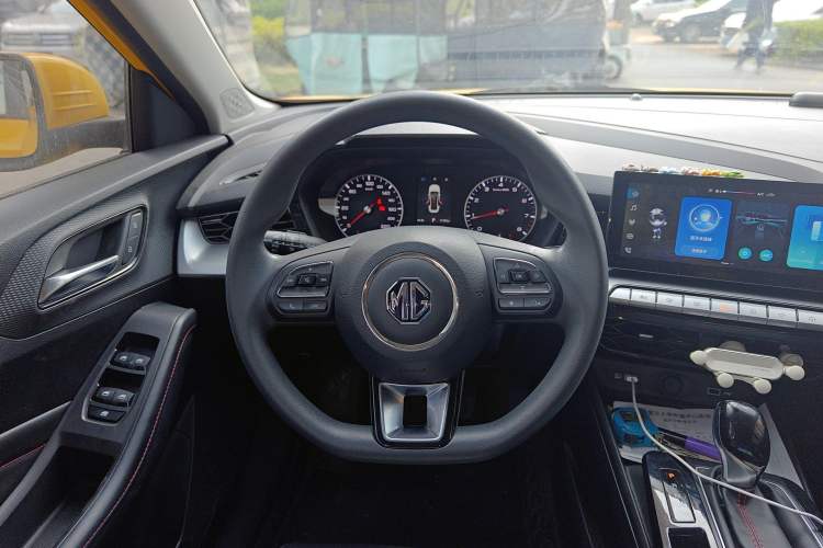 Used MG 5 2021 180 DVVT CVT Youth Luxury Edition Steering Wheel