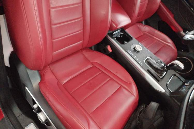 Used Wey VV5 2017 2.0T Ultra-Luxury Version
