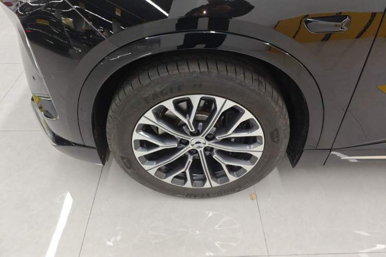 Used Nio ES6 2025 75 kWh Left Front Wheel Hub