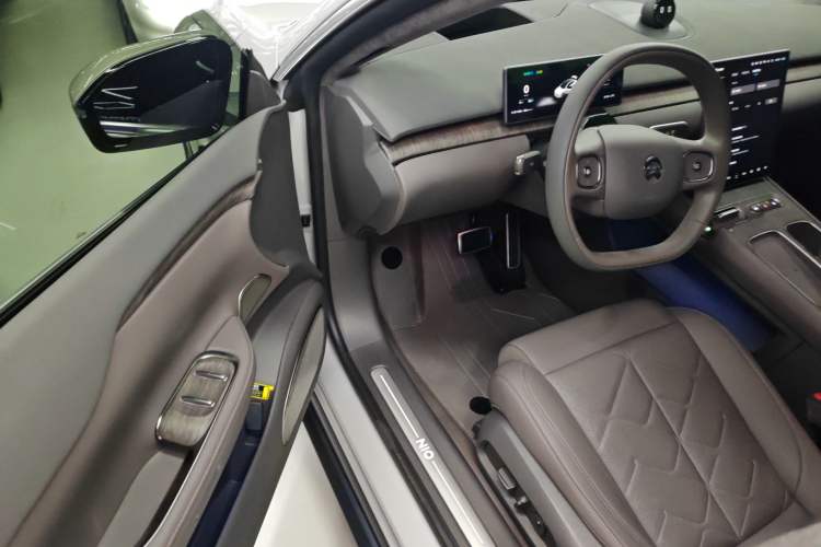 Used Nio ET7 2024 75 kWh Executive Edition
