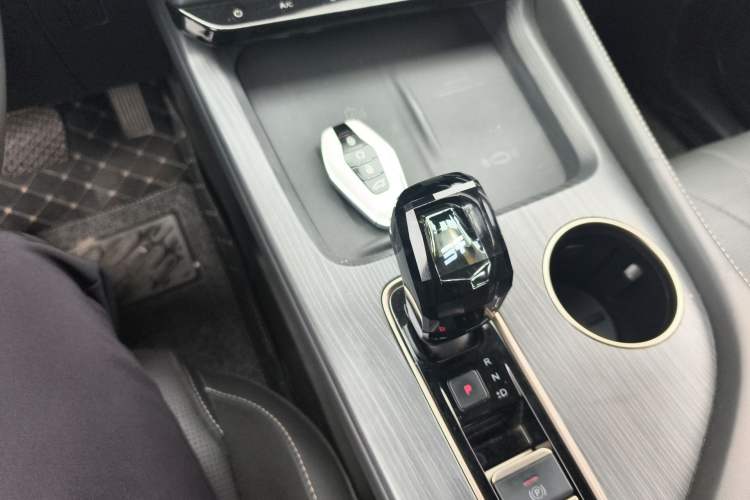 Used JETOUR X90 PRO 2024 2.0T DCT Luxury Edition 5 Seats