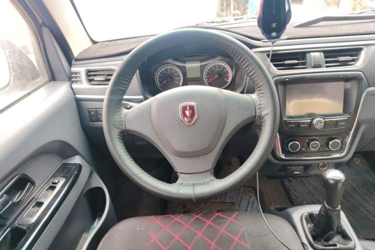 Used Jinbei Hiace X30 2023 1.5L Business-Style Van 2/5-Seater Air-Conditioned Version SWC15M Steering Wheel