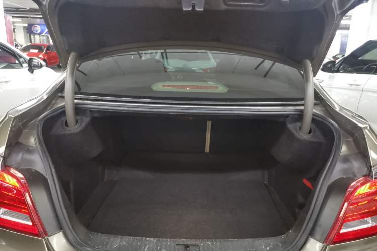 Used Buick LaCrosse 2013 2.4L SIDI Leading Comfort Version