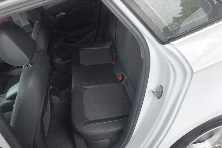 Used Audi A3 2020 Sportback 35 TFSI Fashion Edition China VI Emission Standard Left Rear Seat