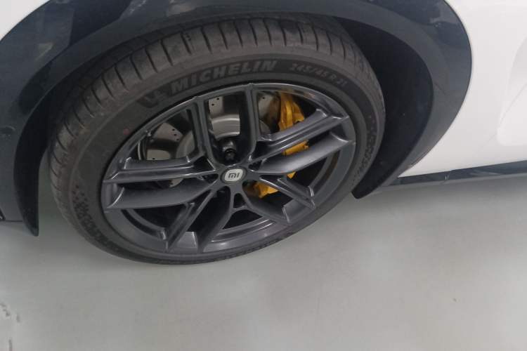 Used Xiaomi Auto YU7 2025 Ultra-Long Range High-Performance All-Wheel-Drive Max Edition
