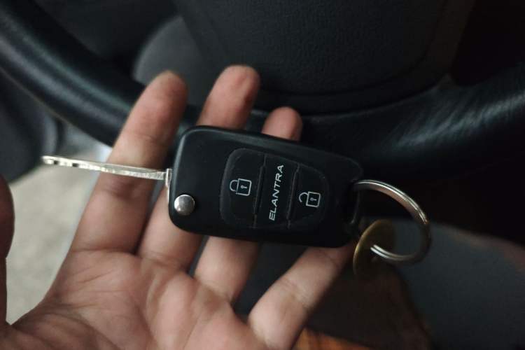 Used Hyundai Celesta 2011 1.6L Manual Comfort Edition
