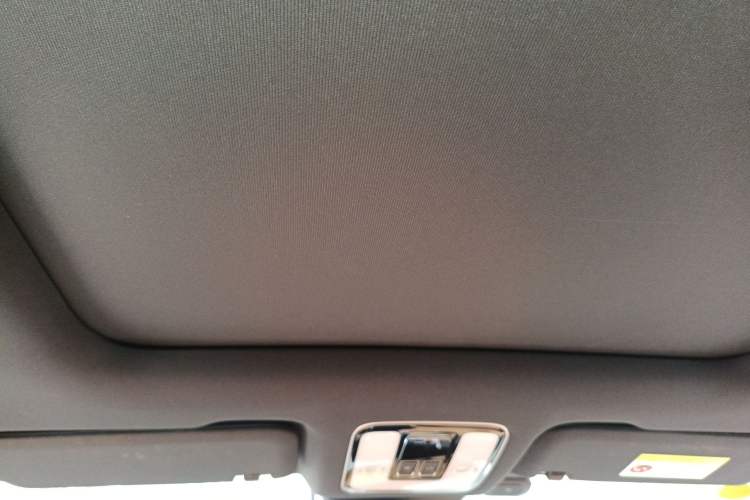 Used Li Auto ONE 2021 Extended-Range 6-Seater Version Headliner