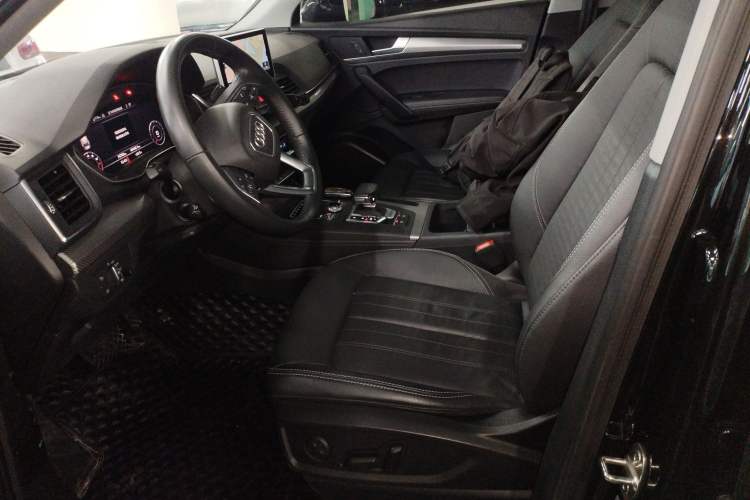 Used Audi Q5L 2020 45 TFSI Prestige Fashion Model Left Front Seat