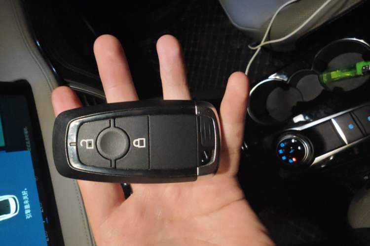 Used Ford Escape 2020 EcoBoost 245 Two-Wheel Drive Smart & Enjoyment Model