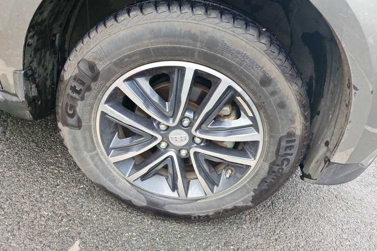 Used Geely Auto Vision X6 2019 1.4T CVT 4G Connected Luxury Version China VI Standard