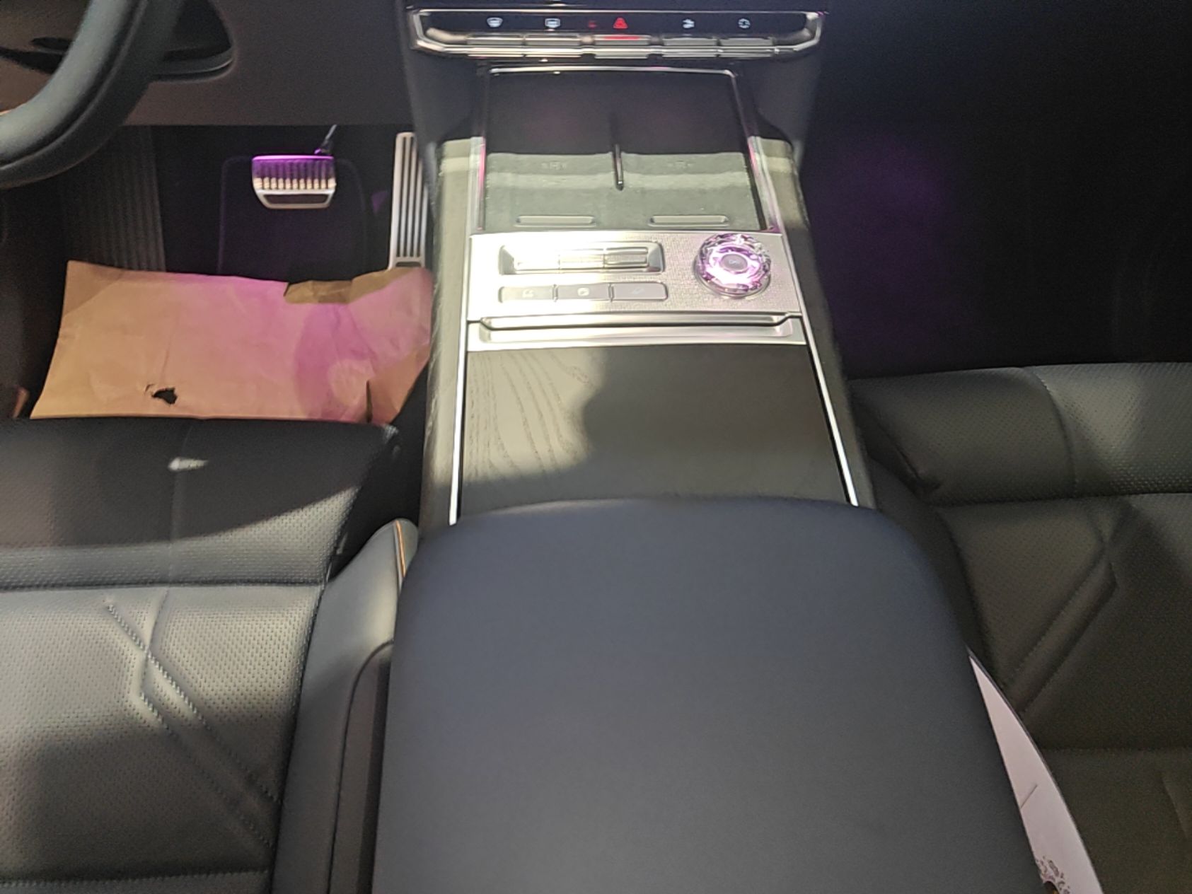 Zeekr 9X 2025 Moon Black Edition 70kWh — снимка 16