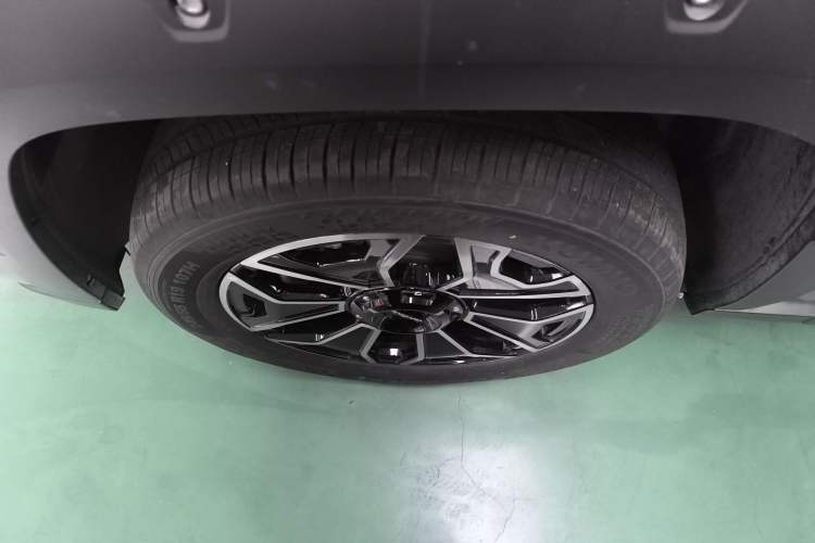 Used Haval H Dog New Energy 2026 Model Hi4 150km Trendy Electric Edition Left Front Wheel Hub