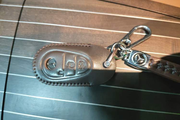 Used Mercedes-Benz E-Class New Energy 2024 E 350 e L Plug-in Hybrid Sedan
