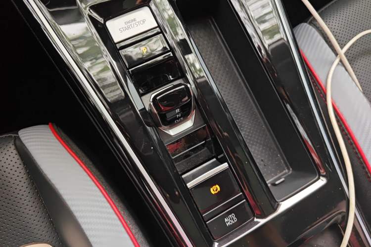 Used Volkswagen Lamando 2023 Lavida L 280TSI DSG Cool & Spicy Edition Gear Lever