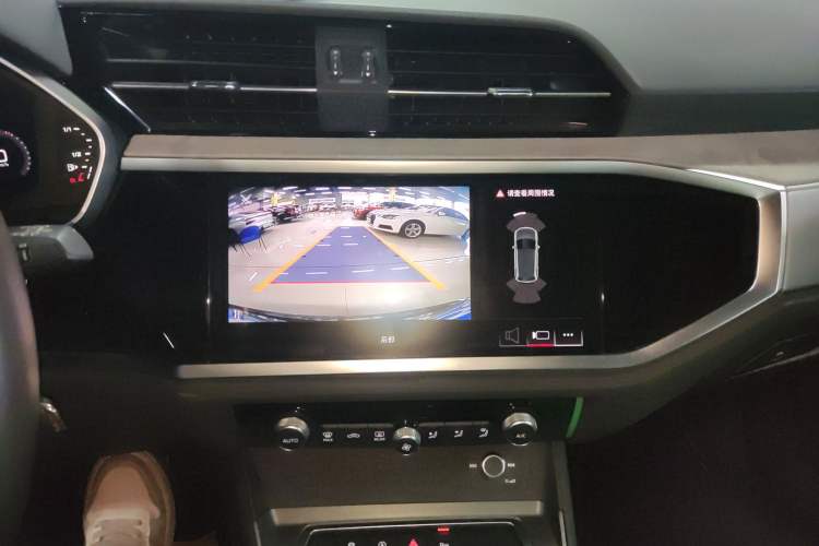 Used Audi Q3 2024 35 TFSI Ambition Dynamic Edition
