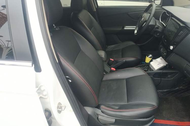 Used Dongfeng Aeolus AX3 2016 1.5L Automatic Shangkue Model