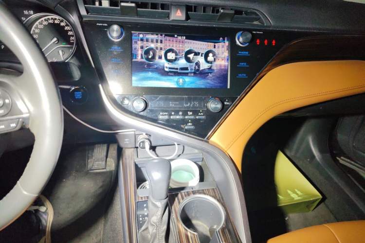 Used Toyota Camry 2019 2.5G Luxury Edition China VI Standard
