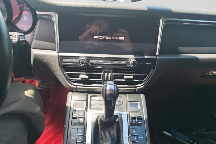 Used Porsche Macan 2018 Macan 2.0T
