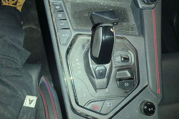 Used Lynk & Co 05 2020 2.0TD Four-Wheel Drive HypeHalo
