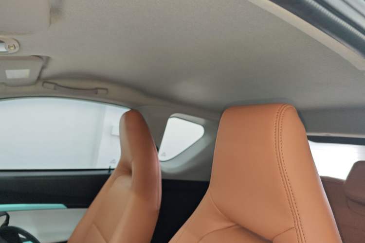 Used Chery Little Ant 2021 150 000 Yuan Ant Fan Edition Ant Cool Version Lithium Iron Phosphate
