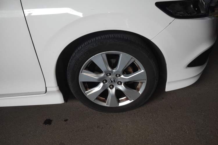 Used Honda Jade 2014 1.8L Automatic Comfort Elite Version 5 Seats