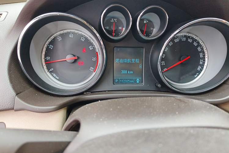 Used Buick Regal 2012 2.0L Luxury Edition
